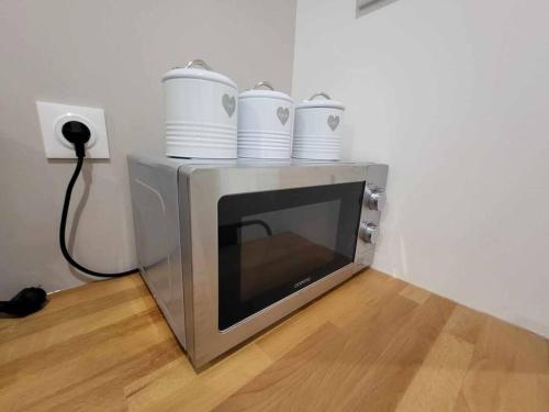 Appartement canada 1 in 華朗舍尼