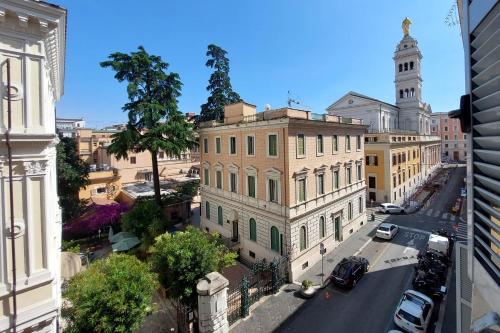  Piccola Piazza Della Libertà in Rom