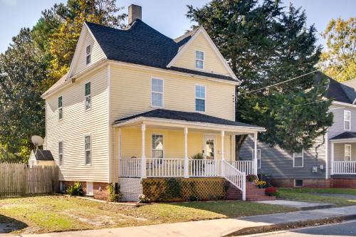 Charming Salisbury Getaway with Grill and Fire Pit!