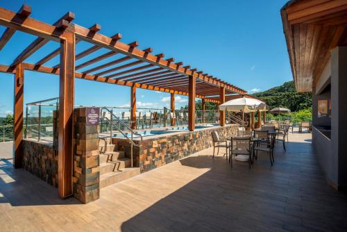 Swimming pool, Laghetto Resort Golden Oficial in Grama