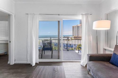Sandpiper Oceanfront 5F in Jacksonville Beach, USA