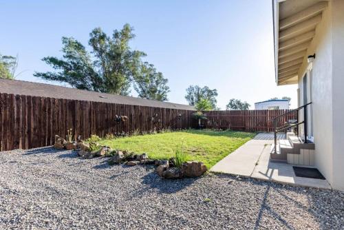 Ranchview Retreat Charming 4BR home in Ramona in Ramona, USA