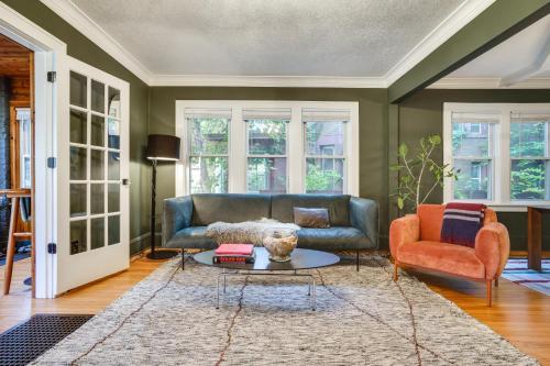 Pet-Friendly Saint Paul Rental Near Downtown! in Saint Paul, USA