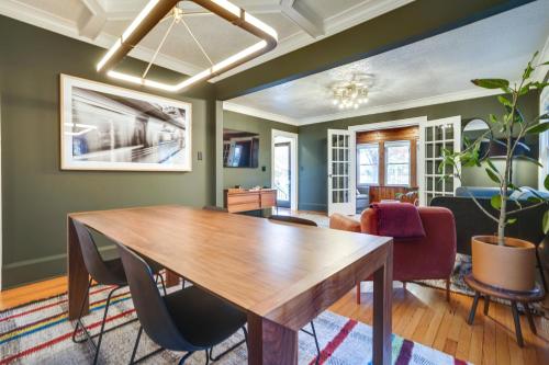Pet-Friendly Saint Paul Rental Near Downtown! in Saint Paul, USA