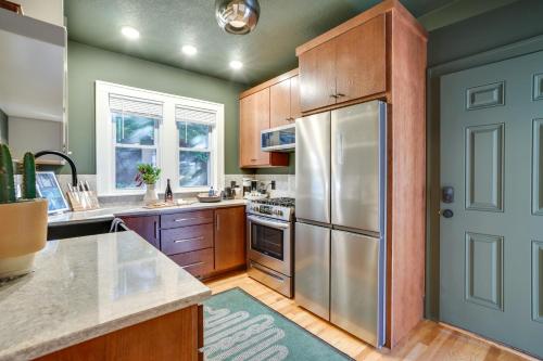 Pet-Friendly Saint Paul Rental Near Downtown!