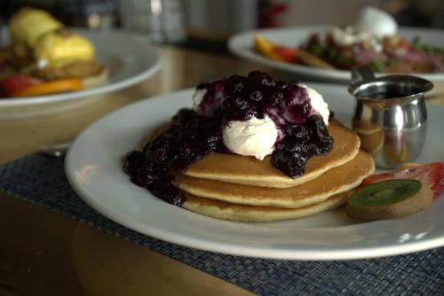 Sanderling Resort Residences