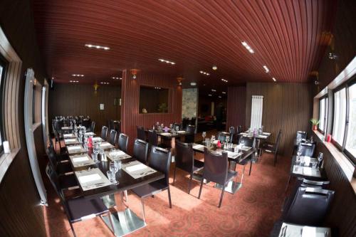 ห้องอาหาร, ดั๊ค อินน์ เมาท์ บุลเลอร์ (Duck Inn Mount Buller) in เมาท์บัตเลอร์