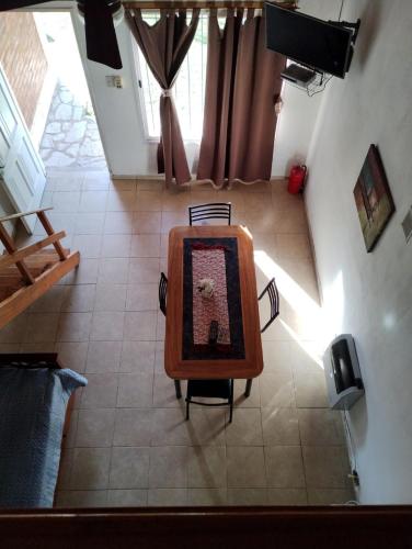 1 double bed, 1 twin bed, 2 sofa beds