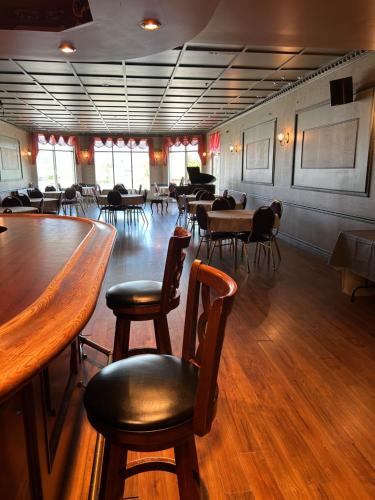 宴會廳, Hôtel Val-des-Sources (Hotel Val-des-Sources) in 亞斯比斯圖斯 (QC)