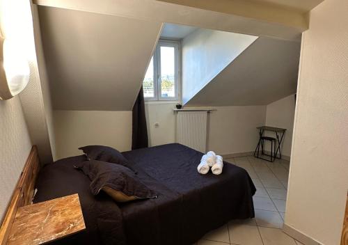 Hôtel Victor Hugo – Aubervilliers, CA