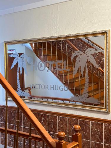 Hôtel Victor Hugo – Aubervilliers, CA