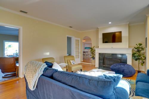 Lakefront Winter Haven Retreat Hot Tub and Patio! in Winter Haven, USA
