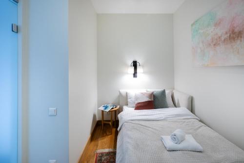Central House Riverside Studio Room Type - One-Bedroom Apartment