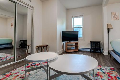 Historical Building 1br 1ba Walk To Rogers Place