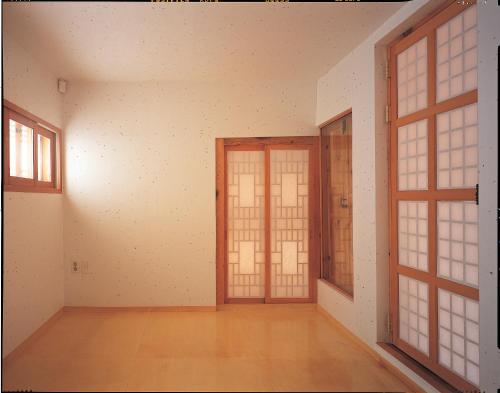 Korean-Style Standard Quadruple Room image 1