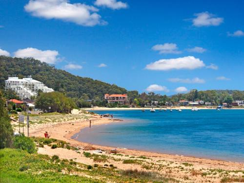 Gorgeous villa 5min walk to beach in Costa Central