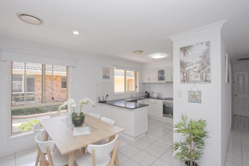 Gorgeous villa 5min walk to beach in Costa Central