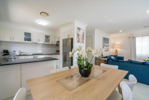 Gorgeous villa 5min walk to beach in Costa Central