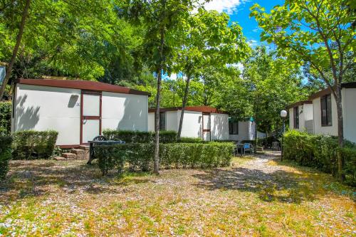 Happy Village Stop at Happy Village & Camping to discover the wonders of Rome. The hotel offers guests a range of services and amenities designed to provide comfort and convenience. Service-minded staff will welcom