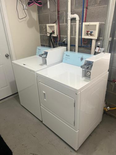 Family Friendly NYC Access 7 Guests in Clifton (New Jersey)