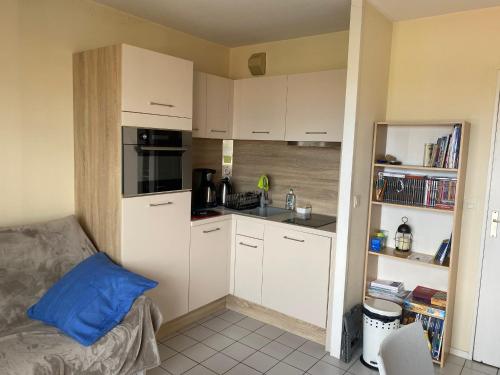 Apartment image 10