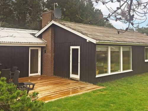 6 person holiday home in Saltum
