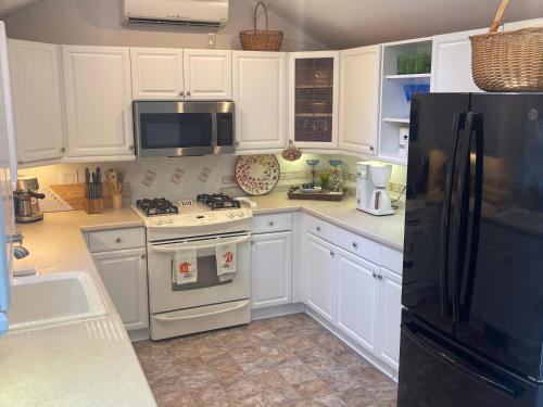 Jersey home, close to New York City fun! in Englewood (New Jersey)