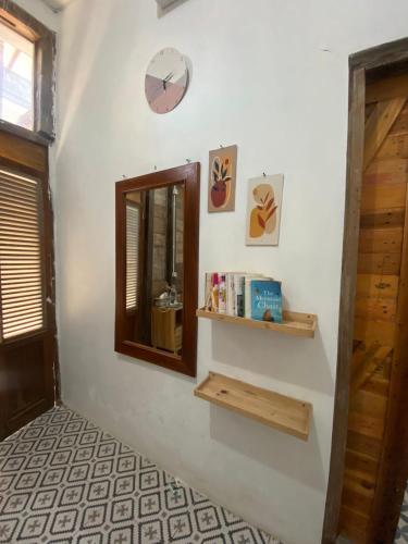 KALINDA HOMEY Room Type - Budget Double Room