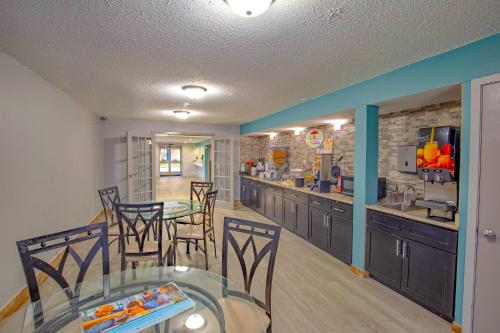 Super 8 by Wyndham Rockford I-90/Casino District in Rockford (IL)