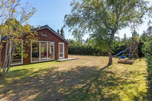 Holiday Home In Quiet Neighborhood