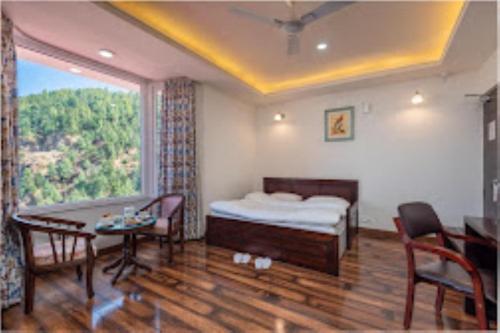 Queen Himya Resort Kufri Shimla