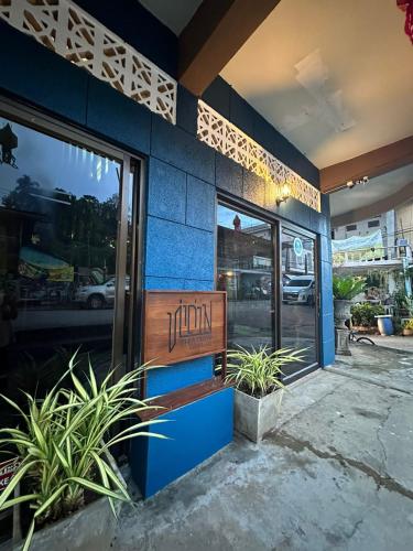 . THADAN GUEST HOUSE
