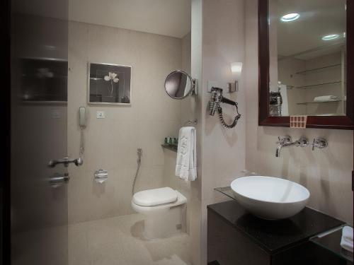Shangri-La Apartments, Dubaj (fotografie 2)