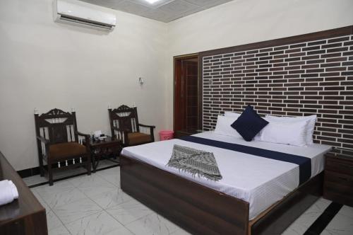 Deluxe Single Room image 10