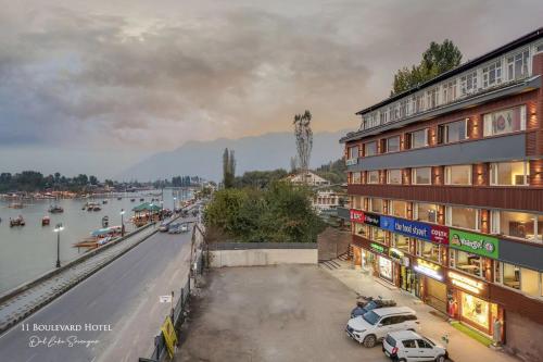 Double Room with Lake View