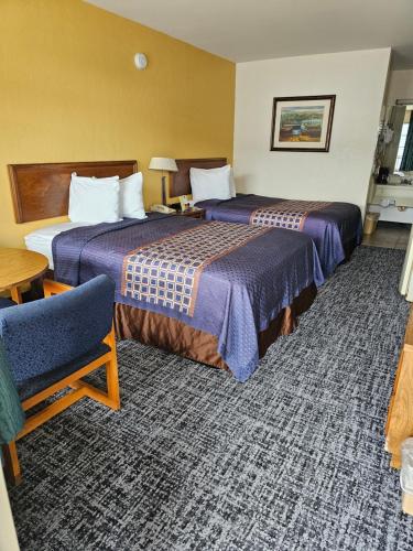 Standard Room with Two Double Beds -Smoking