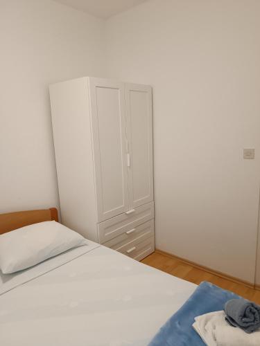 Apartment Basic - image 5