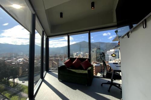 Bright luxurious flat with stunning view workspace