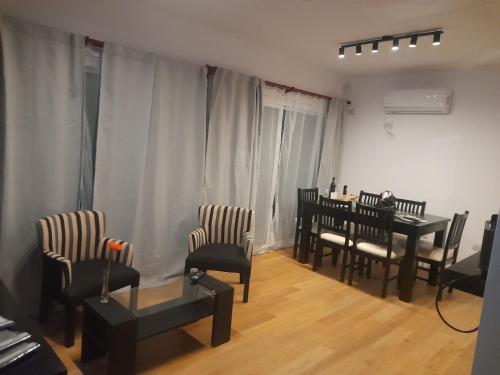 DEPARTAMENTO ENTERO CON SERVICIOS excelente