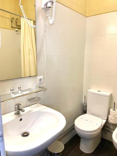 Twin Standard image 3