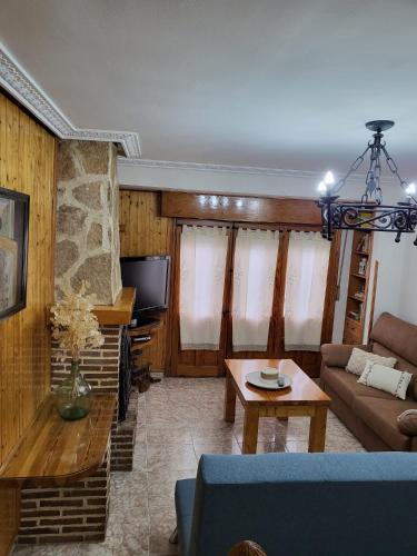 Casa Hermi - Apartment - Arenas de San Pedro