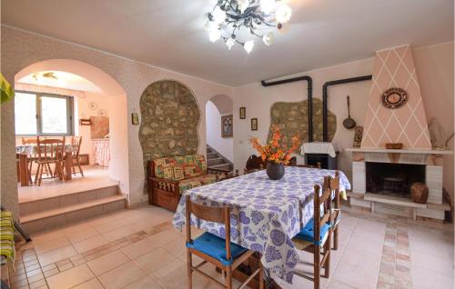 3 Bedroom Gorgeous Home In Campodimele