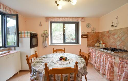 3 Bedroom Gorgeous Home In Campodimele