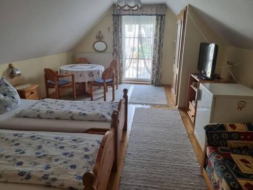 2 Zimmer Wohnung in Thermennähe für 4 Personen in Bad Waltersdorf, Österreich