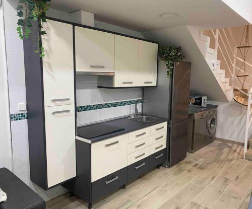 keuken, Bien comunicado, acogedor y confortable in San Fernando de Henares
