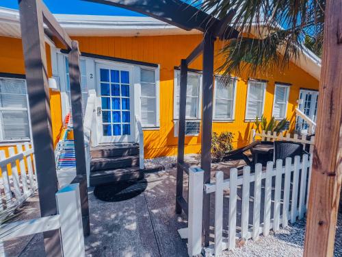 Playa Esmeralda One Bedroom Cottages