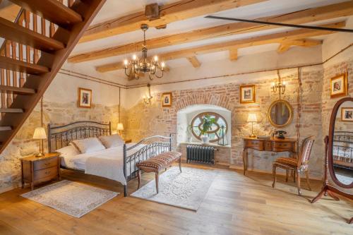 Castle Hotel Galicia Nueva Halič - image 13