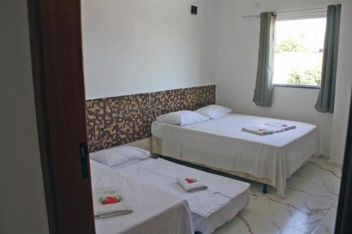 Room, family, 3 beds