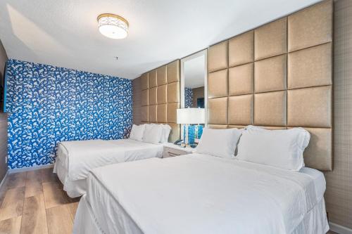 2 queen beds