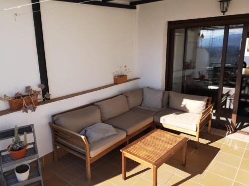 One-Bedroom Apartment image 3